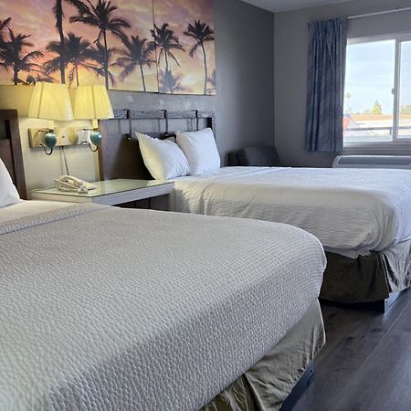 Days Inn By Wyndham Ontario Airport Zewnętrze zdjęcie