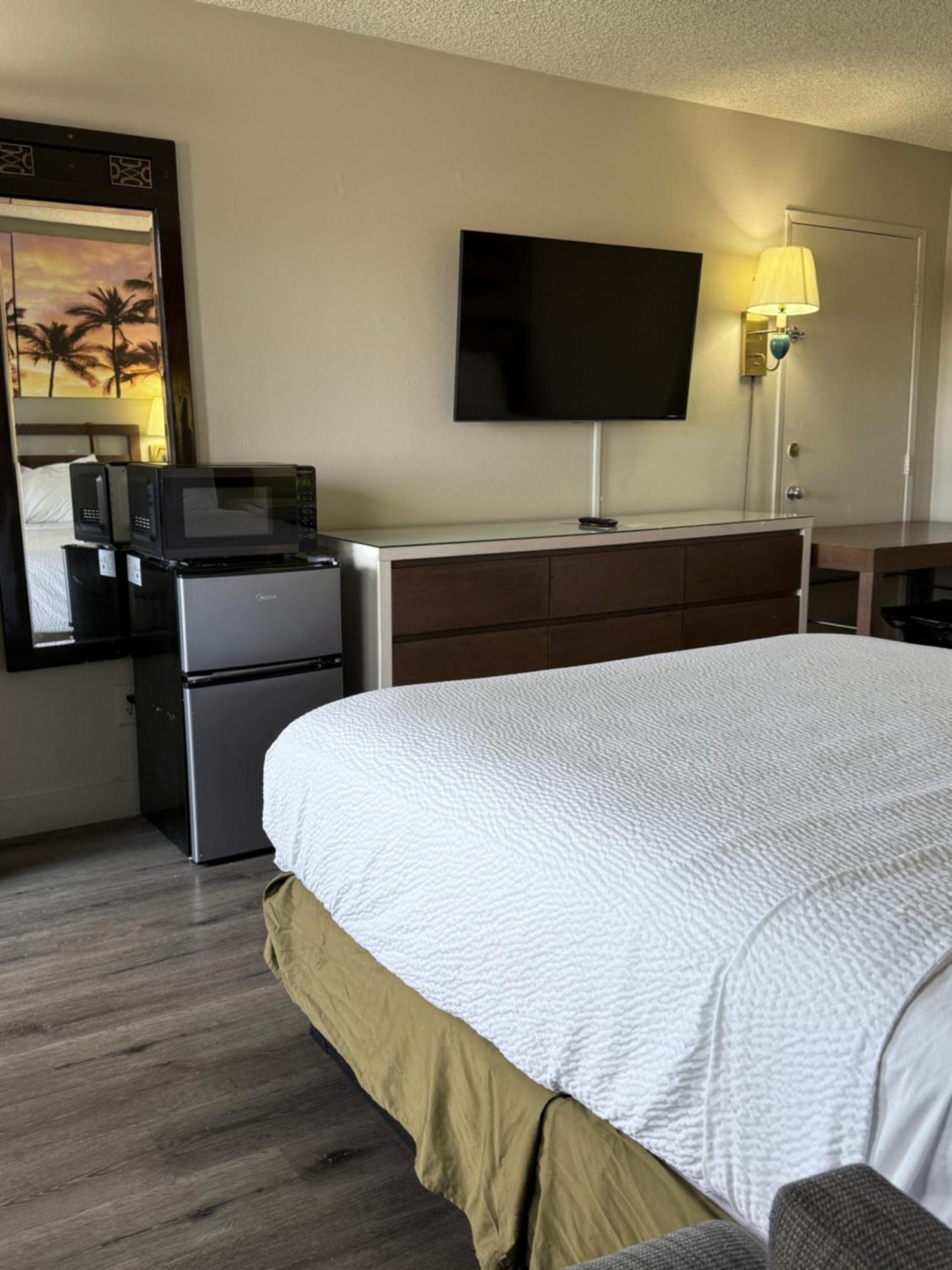 Days Inn By Wyndham Ontario Airport Zewnętrze zdjęcie